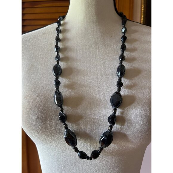Black Glass Bead Necklace -- 32" - Picture 2 of 14